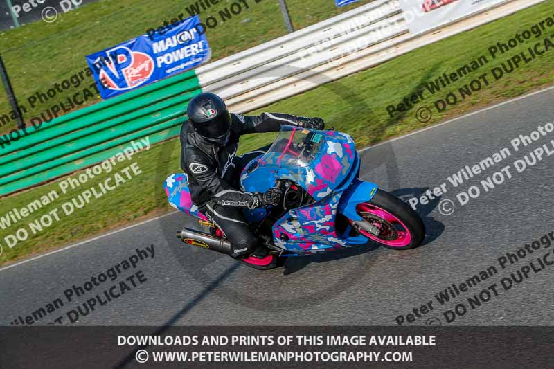 PJM Wedding Photography;enduro digital images;event digital images;eventdigitalimages;mallory park;mallory park photographs;mallory park trackday;mallory park trackday photographs;no limits trackdays;peter wileman photography;racing digital images;trackday digital images;trackday photos